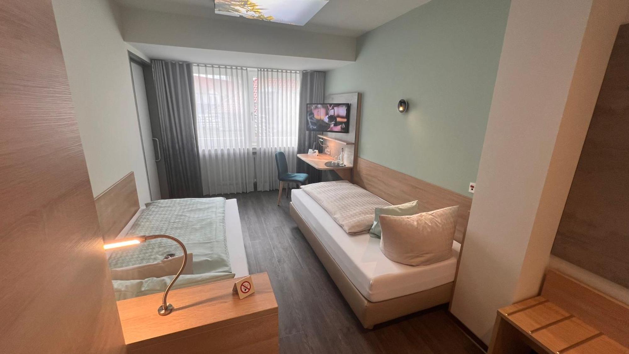 In Via Hotel Падерборн Екстер'єр фото